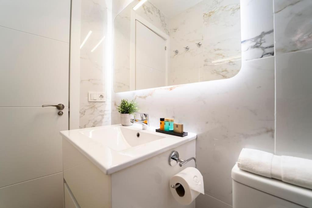 Ocean View Loft Apartment Villajoyosa Bagian luar foto